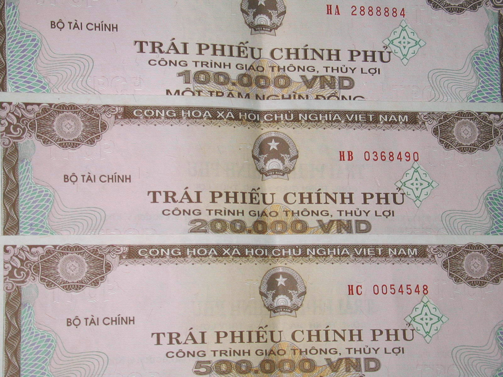 Tháng 6, giá trị huy động trái phiếu chính phủ tăng 67,22% so với tháng trước